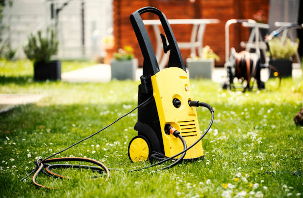 Best Animal Enclosure Cleaning  in Rensselaer, NY